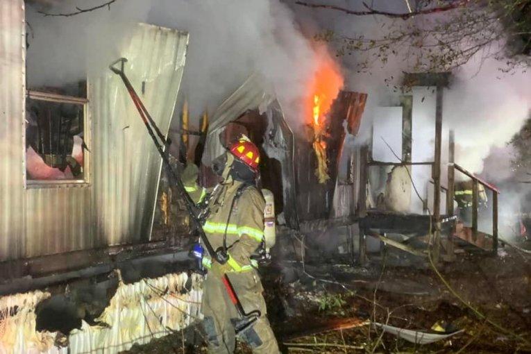 PORTER FIRE DESTROYS MOBILEHOME - MoCo Motive