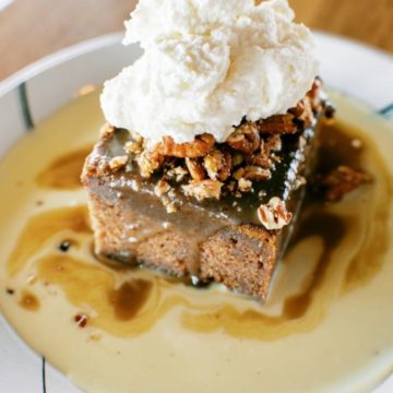 Whiskey Cake Kitchen & Bar launches in Oak Ridge North