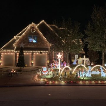 Christmas Lights in The Woodlands Area