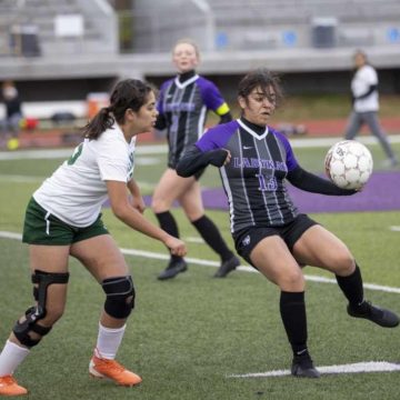 GIRLS SOCCER: With ‘crazy young’ roster, Willis hoping to surprise