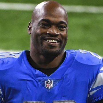 All-Pro Running Back Adrian Peterson Sells One Texas Home and Relists Another