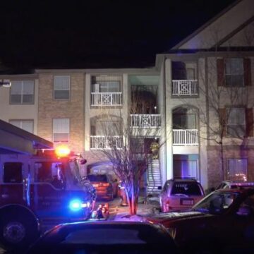 More than 50 residents displaced in The Woodlands apartment fire