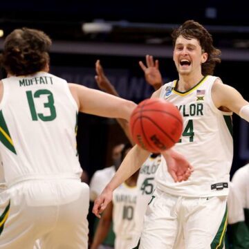 How former Magnolia High School star Jackson Moffatt started Baylor’s ‘Mullet Bros’