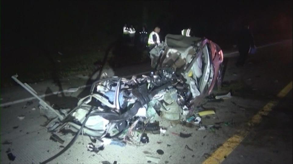 Wrong Way Driver Dies In Fiery Head On Crash With Big Rig On I 45 Near Willis Moco Motive 