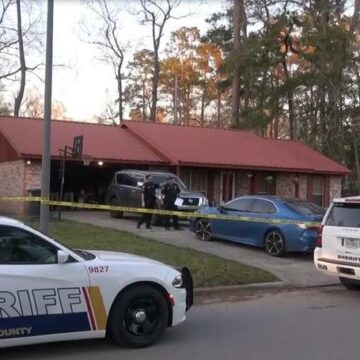 8-year-old and 12-year-old find mother dead in the garage of a Splendora home, authorities report