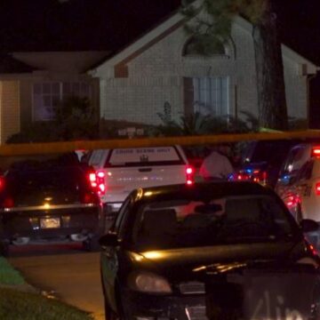 Suspect in sister shooting is dead after shooting himself, official says