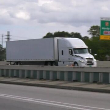 Florida man to face charges after 18-wheeler chase through Houston area