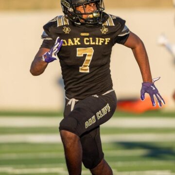 South Oak Cliff Runs Past Huntsville